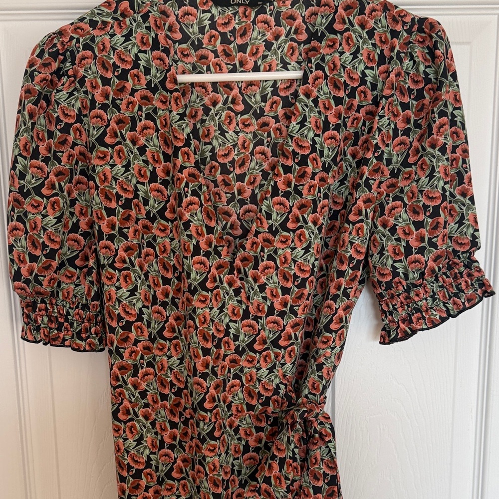 Floral Puff Sleeve Dress